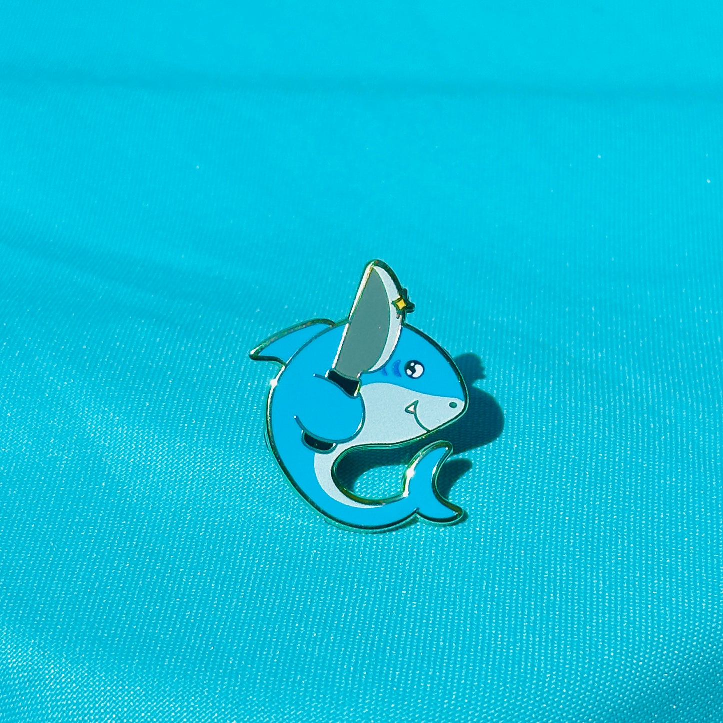 Shark Knife based on CSULB Pin