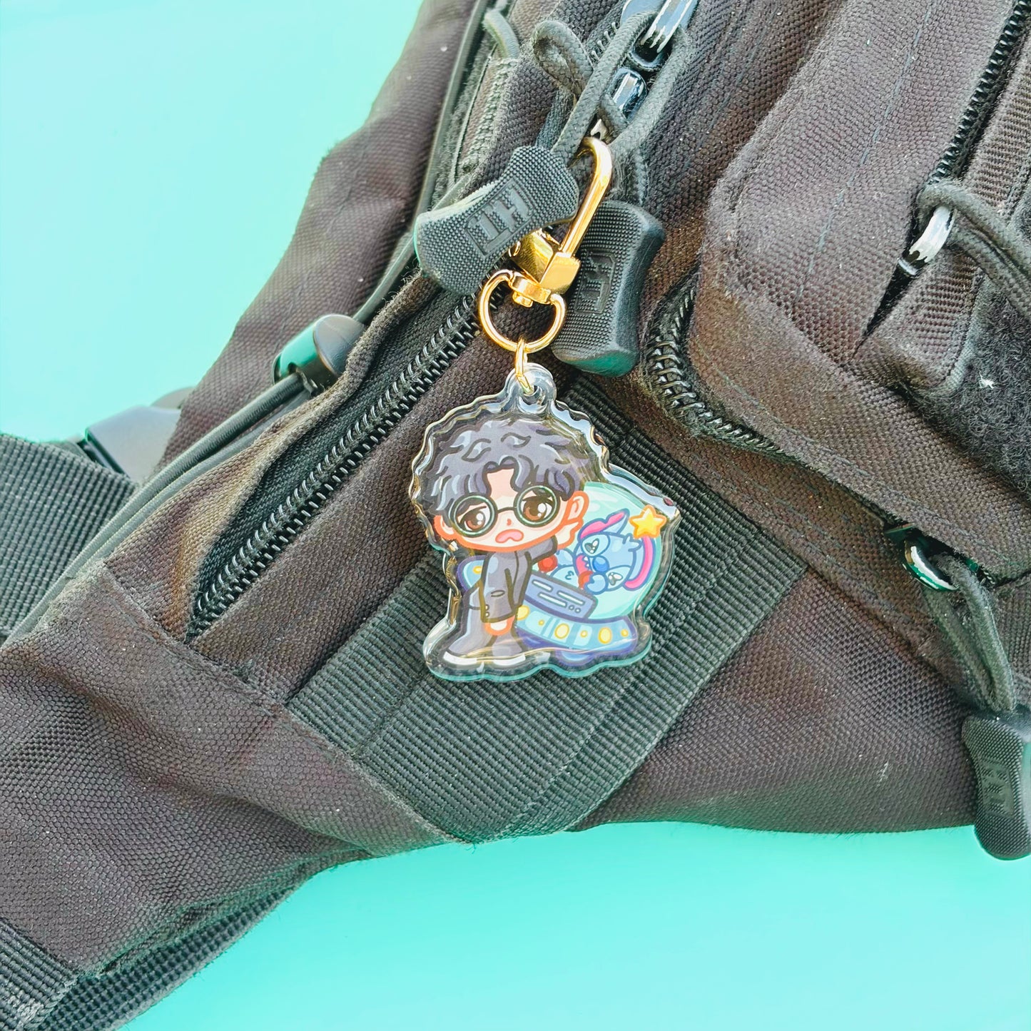 Okarun afraid of aliens, but Stitch just landed