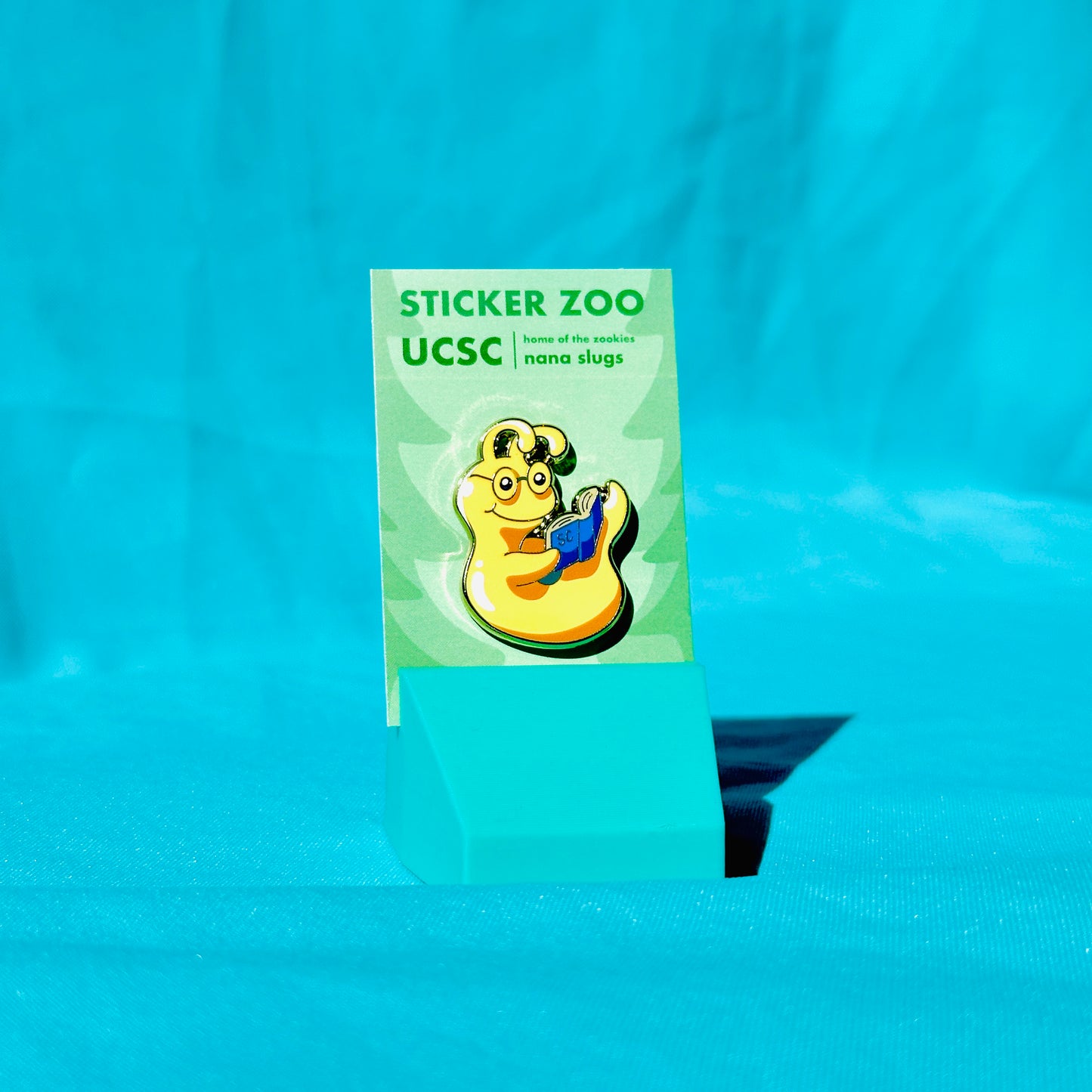 Yellow Slug Bookworm based on UC Santa Cruz Pin