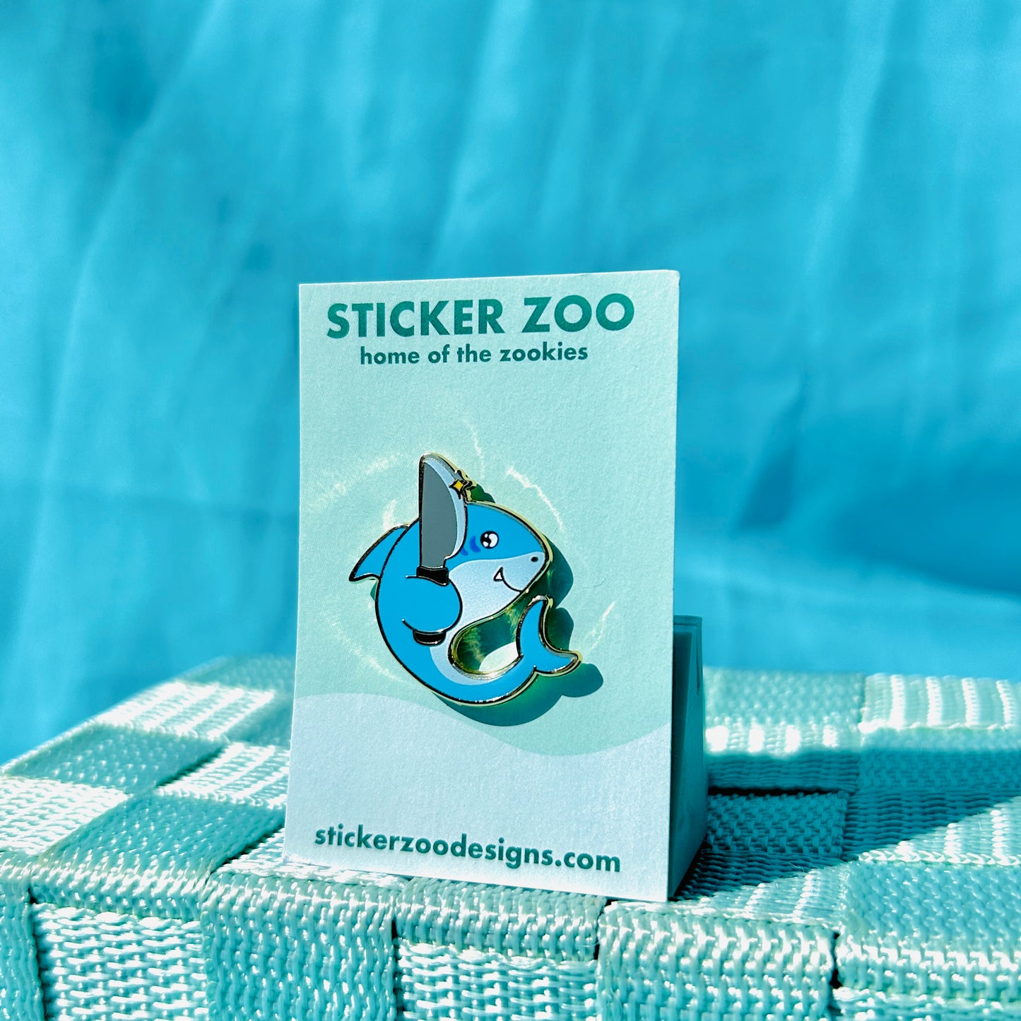 Shark Knife based on CSULB Pin